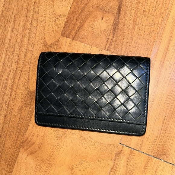 Authentic Bottega Veneta Intrecciato Flap Card Holder - Picture 2 of 12